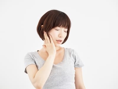顎関節症の主な原因